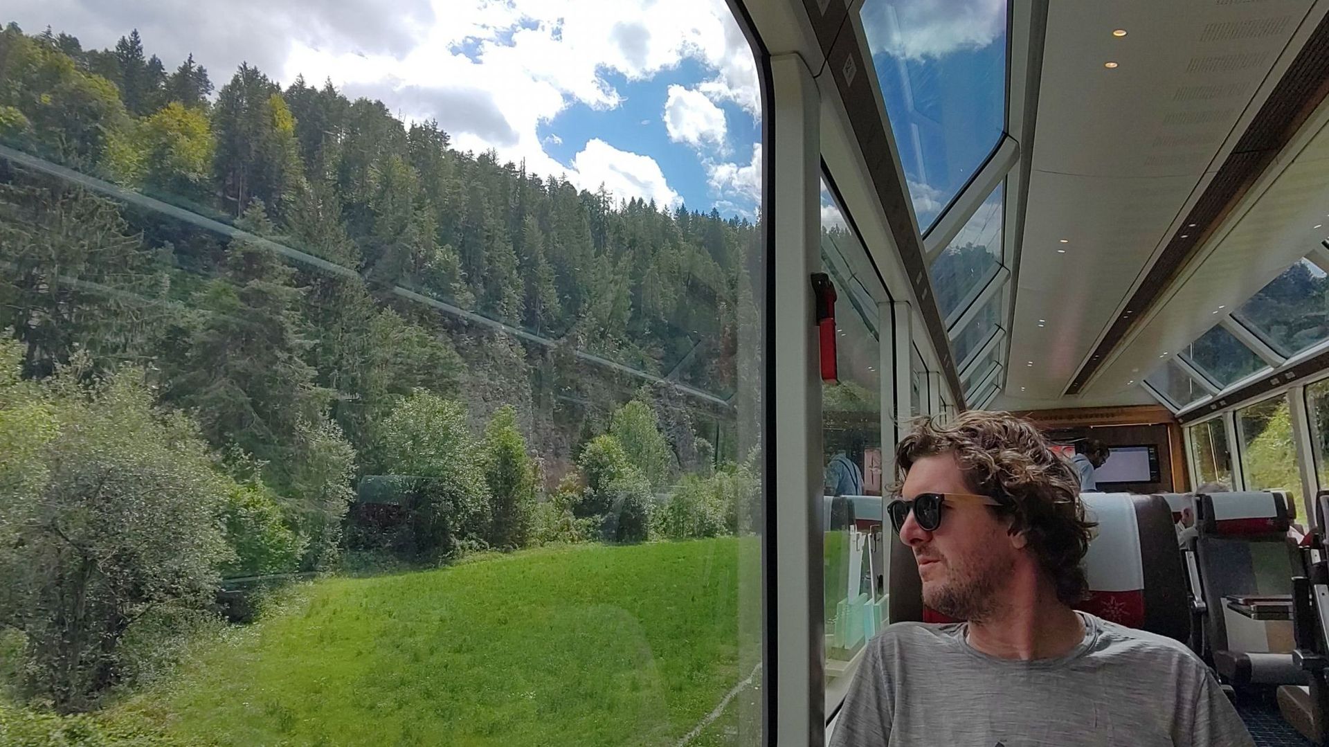 6, 63, 318 : les chiffres des pass ferroviaires qui vous feront voyager cet été en train
