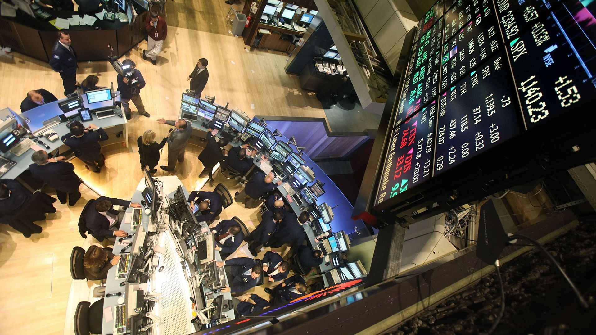 Le Flash Crash de Wall Street en 2010 : quand l’automatisation défie le contrôle humain