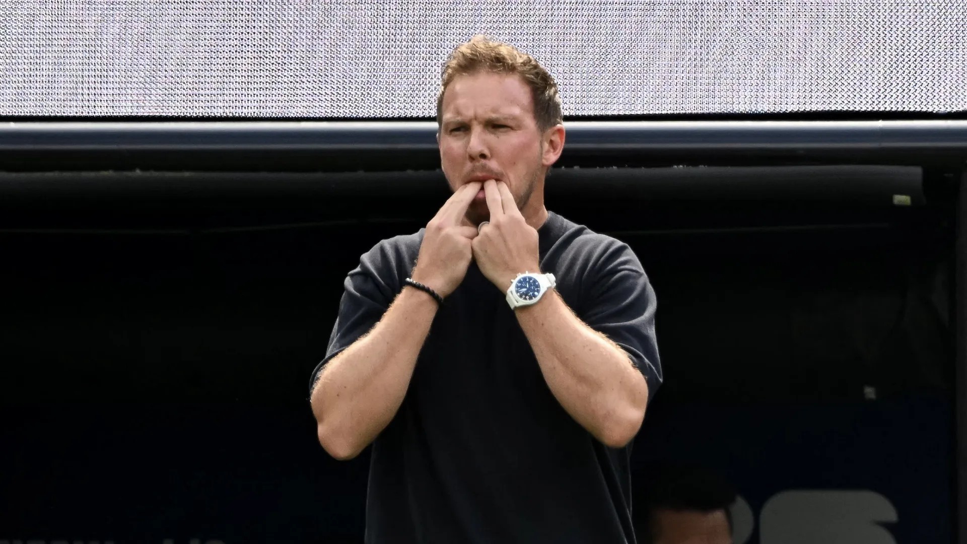 'Laissez-les regarder' : Thomas Tuchel invite les enfants à sécher les ...