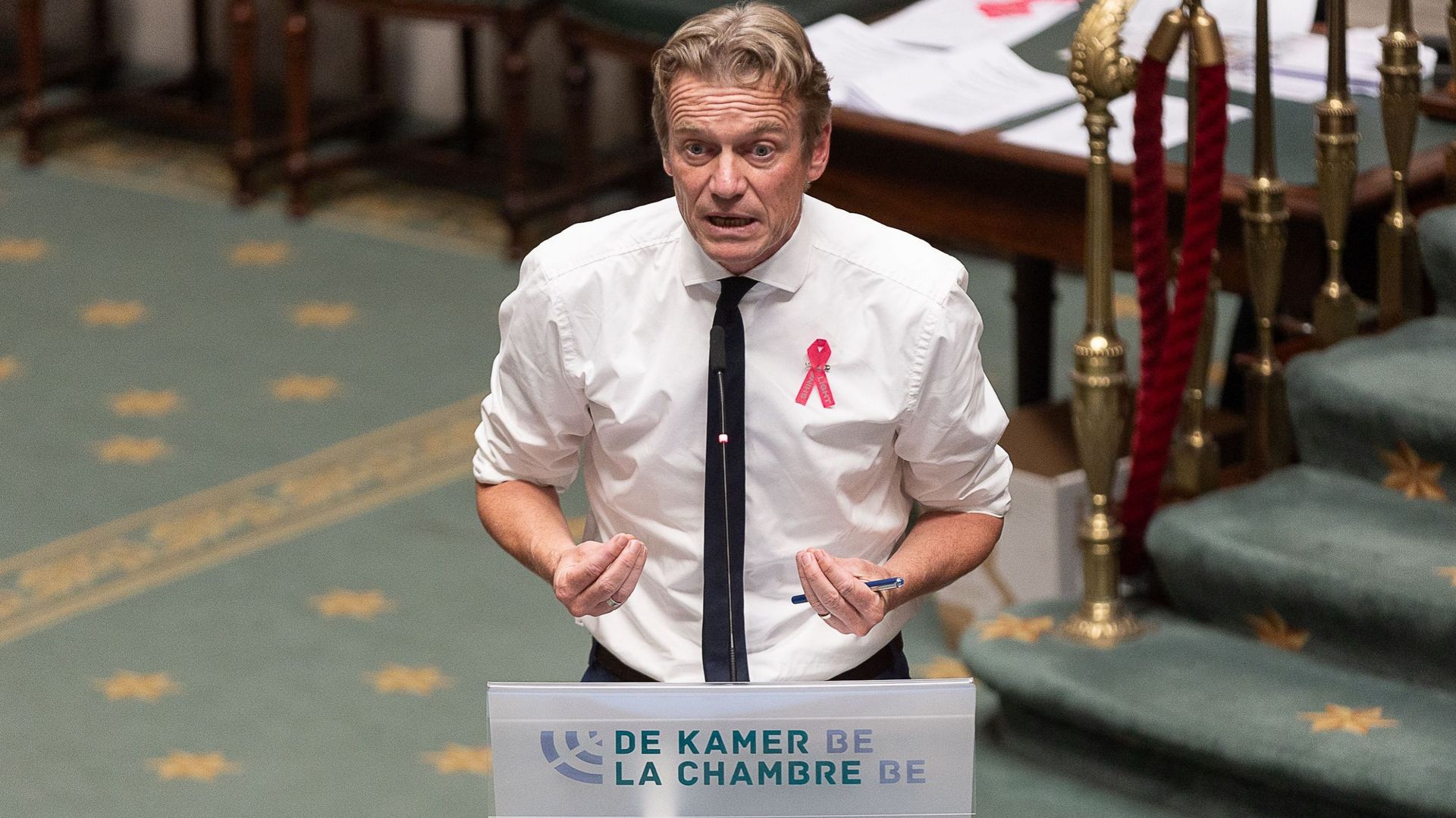 Paul Van Tigchelt quitte la politique et remet son mandat à la Chambre