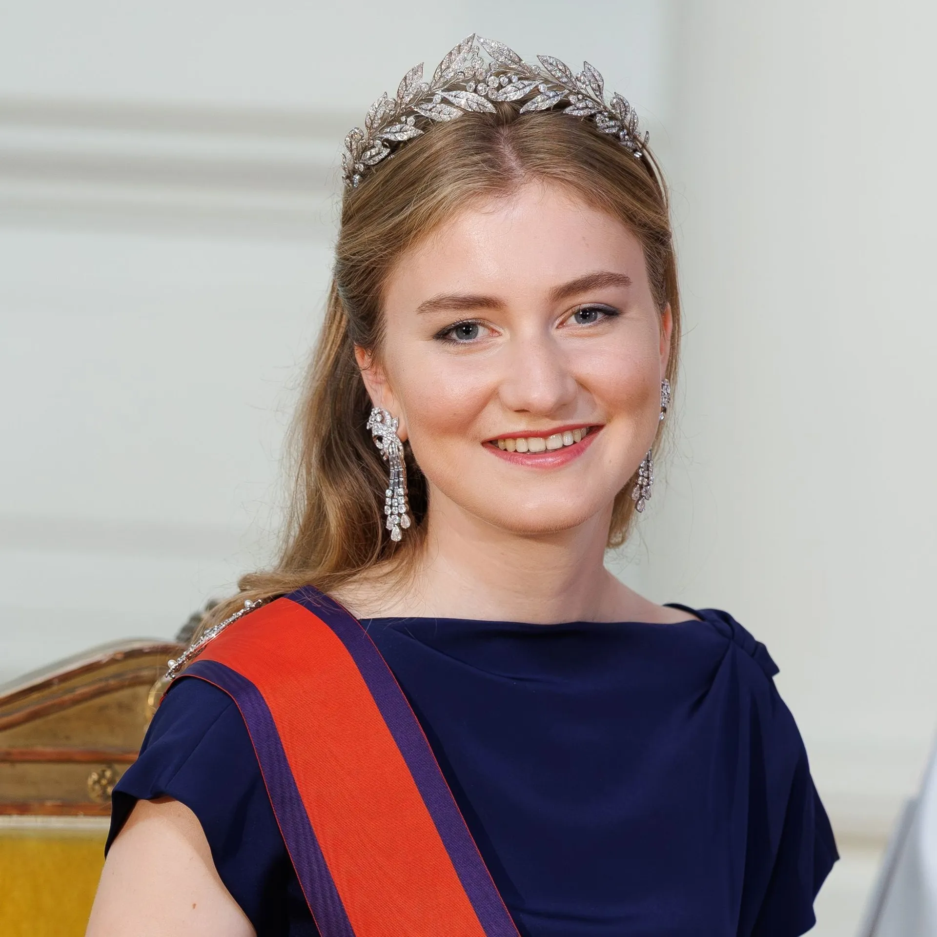 Meme Compating Generations 25 ans de la princesse Élisabeth : 5 anecdotes sur la future reine de ...