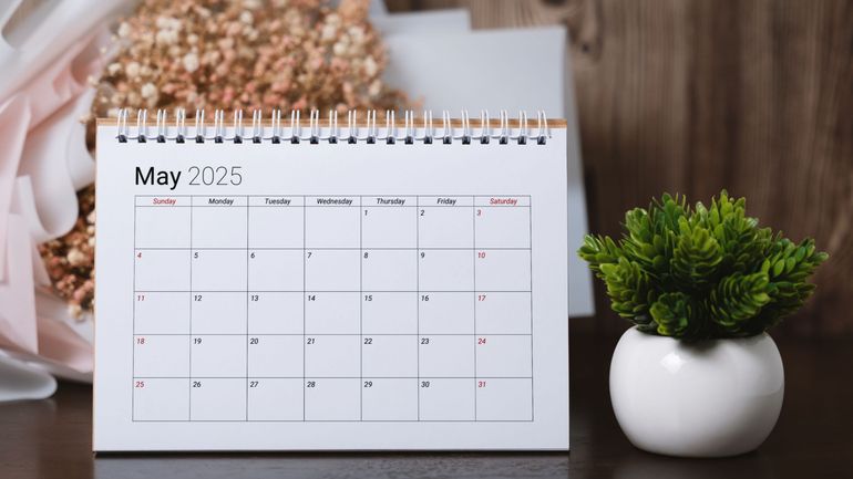 L'éco sans Détour : supprimer les jours fériés, une bonne idée pour l'économie ?