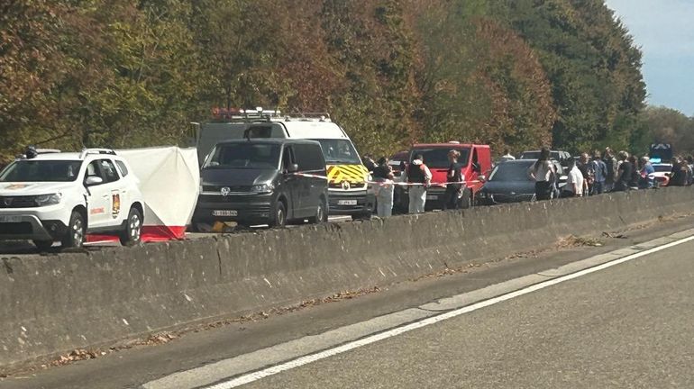 Disparition de Bryan et Tyméo : un important dispositif déployé sur la N97, une tente funéraire montée