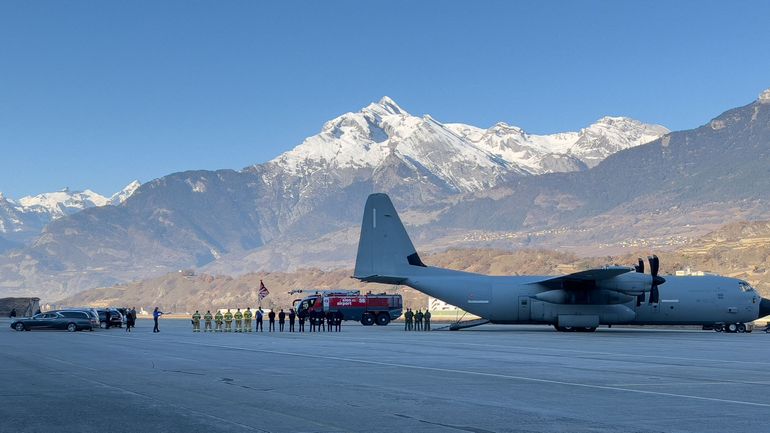Incendie à Crans-Montana : l'hommage aux victimes de vendredi est déplacé en vallée, à Martigny, en raison de la neige