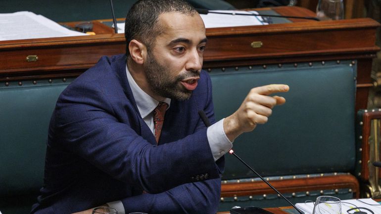 Flambée des prix de l'énergie : "500 milliards d'endettement, c'est galactique !", Sammy Mahdi (CD&V) justifie le montant des aides de l'Etat jugé insuffisant