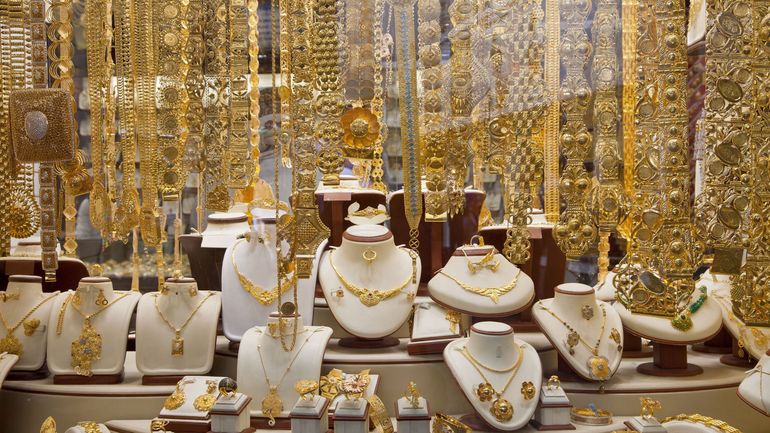 Plus d'un million d'euros de bijoux volés à un créateur américain en France