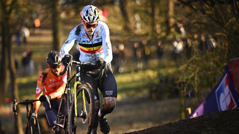 Une participation de Wout van Aert aux Mondiaux de cyclocross n’est pas exclue par son entraîneur Une participation de Wout van Aert aux Mondiaux de cyclocross n’est pas exclue par son entraîneur