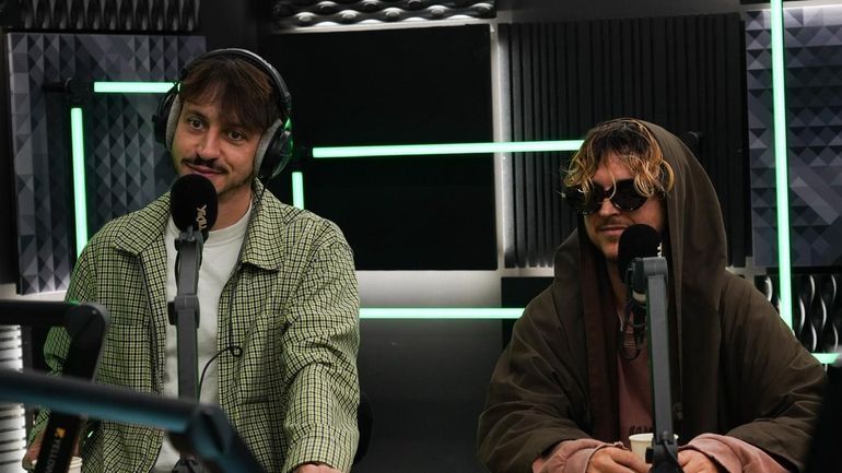 Oscar and the Wolf et Roméo Elvis dévoile leur "Jardin" secret chez Samy et Lou