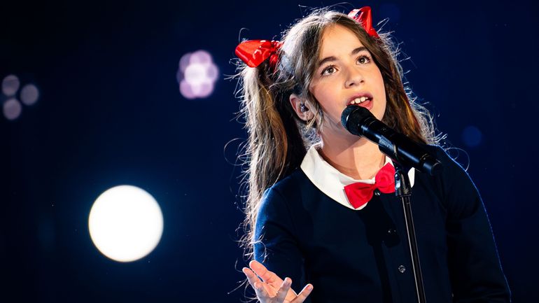 “In the Stars” : la prestation de Leslie qui a hypnotisé coachs et public de The Voice Kids “In the Stars” : la prestation de Leslie qui a hypnotisé coachs et public de The Voice Kids