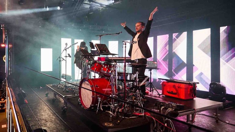 Two Dots, le duo belge à suivre, s'engage pour Viva for Life