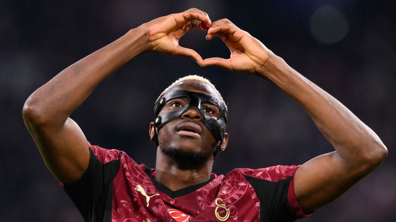 Sept ans après Charleroi, Victor Osimhen retrouve le football belge : "On lui mettait des croquettes, il en faisait des pralines"