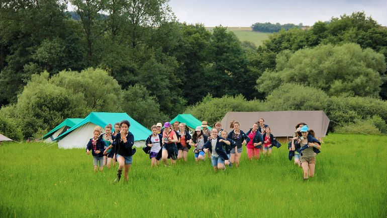 Fortes chaleurs, incendies, orages : les camps scouts anticipent tous les scénarios