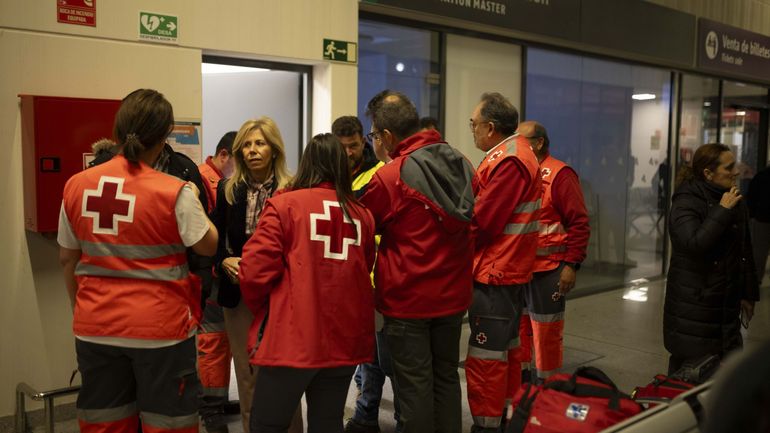 Collision entre deux trains en Espagne: la dernière révision du train qui a déraillé avait eu lieu jeudi, selon la compagnie Iryo
