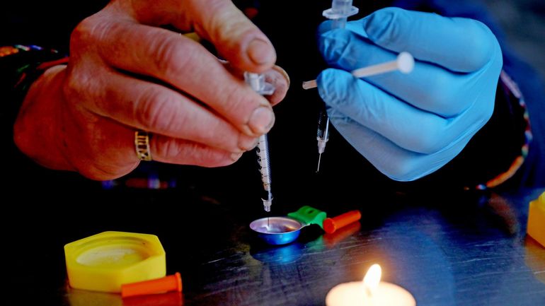 Décriminaliser les drogues dures : une province canadienne fait marche arrière, trois ans après une expérience peu concluante