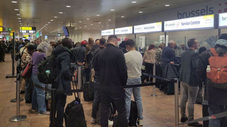 Une grève du zèle des douaniers à Brussels Airport génère une longue attente