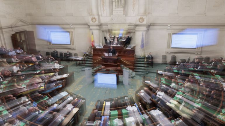 Budget fédéral : la Chambre accorde sa confiance au gouvernement Budget fédéral : la Chambre accorde sa confiance au gouvernement