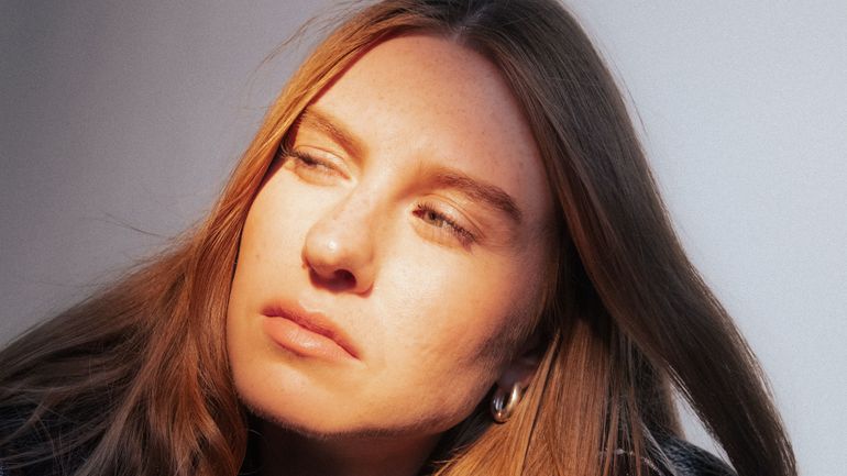 Découvrez "Solace" de Maguie ainsi que nos autres nouveautés de la semaine sur Tipik