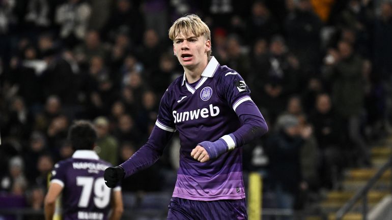 De Cat, Lavia, Heynen… ou Van De Perre : quelle surprise dans le milieu de terrain des Diables rouges ?