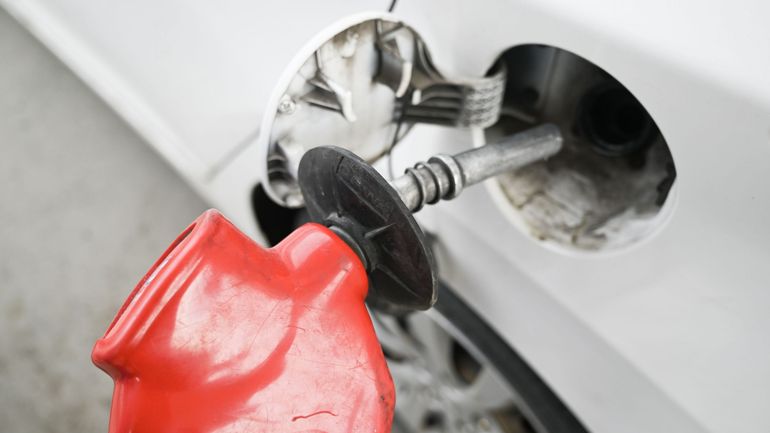 Attaque contre l'Iran : le pétrole recule après les propos de Trump