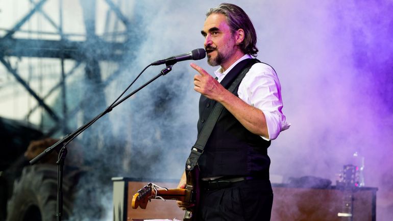 Stephan Eicher dévoile "Poussière d’Or", un album intime et lumineux
