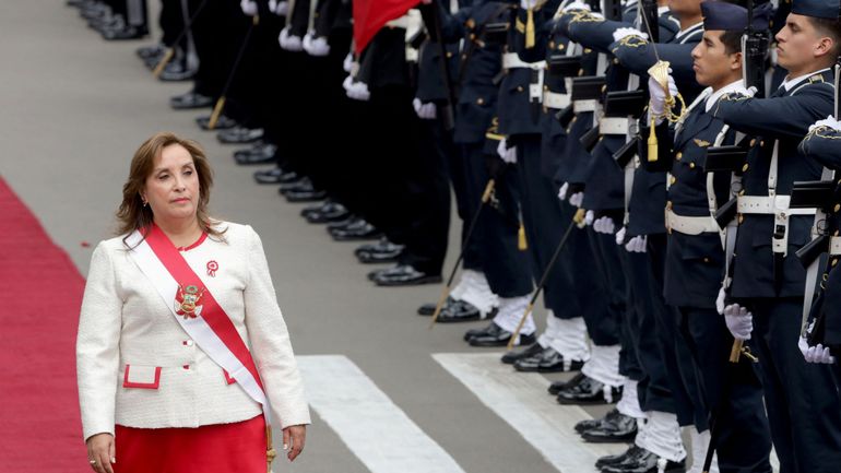 Pérou : la présidente Dina Boluarte a été destituée par le parlement