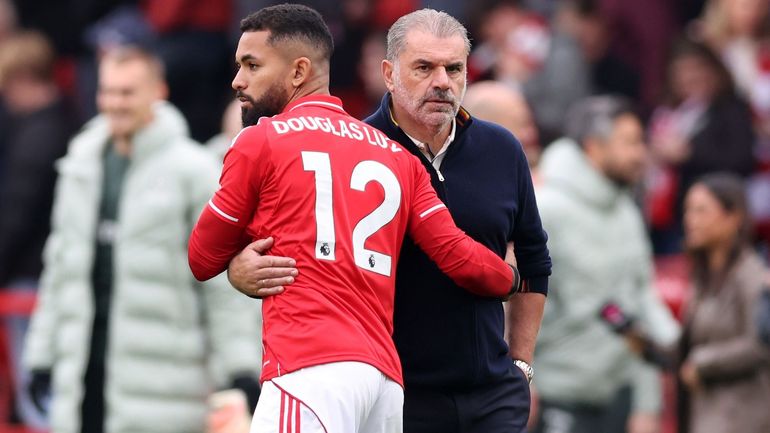 Postecoglou, le coach de Nottingham viré après la lourde défaite à Chelsea