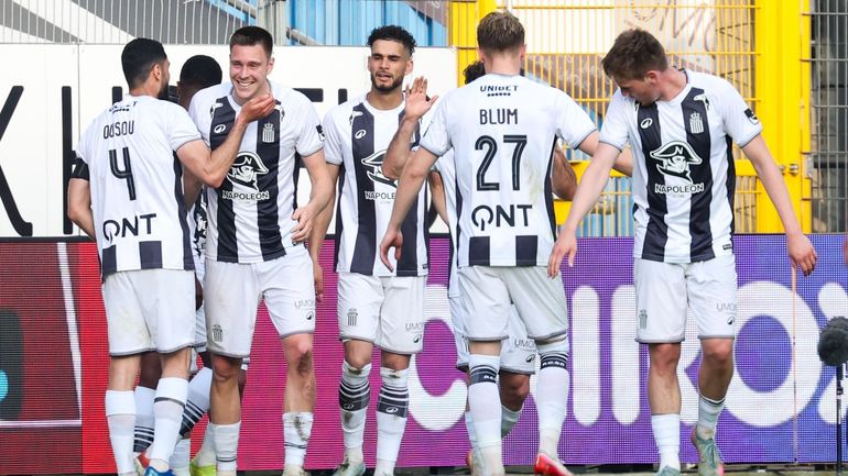 Charleroi s'impose avec autorité face à Genk et relance la lutte pour l'Europe