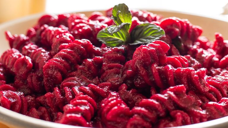 Barbie Pasta : la recette tendance des pâtes roses qui cartonne sur les réseaux sociaux
