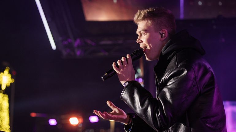 Charles Doré acclamé par la foule à Seraing : revivez ce show mémorable sur la scène de Viva for Life