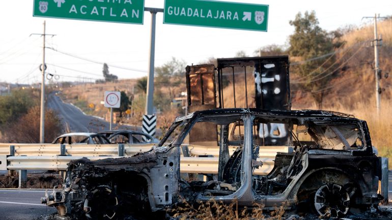 Mexique : des troubles éclatent suite à la mort d'"El Mancho", le chef d'un des principaux cartels, tué par l'armée