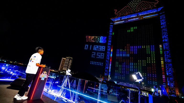 Records Gaming : la plus grande partie de Tetris au monde, projetée par des drones