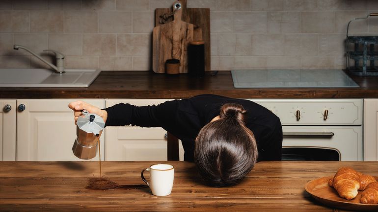 Tous crevés : serions-nous en pleine "épidémie de fatigue"? Tous crevés : serions-nous en pleine "épidémie de fatigue"?