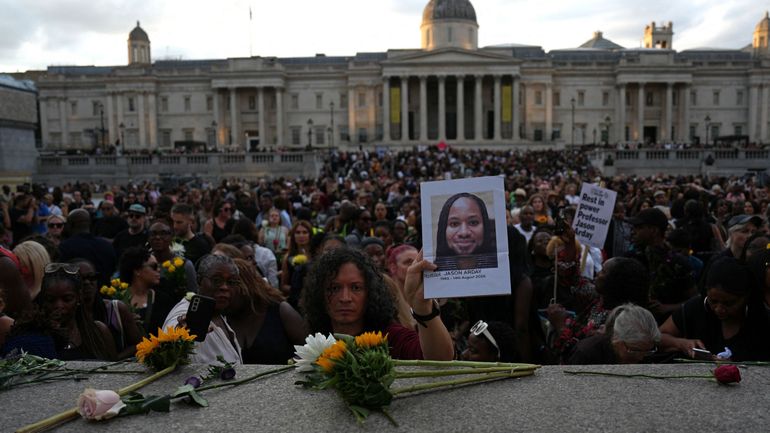 "249 articles en 22 jours" : après la mort de Jason Arday, le plus jeune professeur noir de Cambridge, les médias au banc des accusés