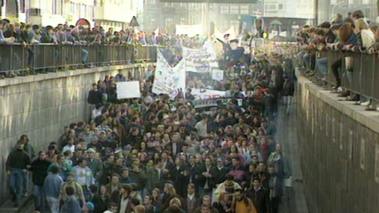 Manifestations étudiantes et affrontements avec la police : entre 1995 et 2026, une impression de déjà-vu à Liège ?