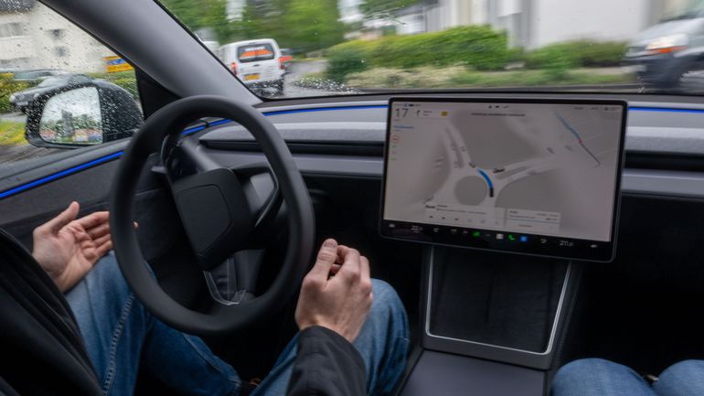 Des tests pour une Tesla quasi autonome commenceront prochainement en Flandre