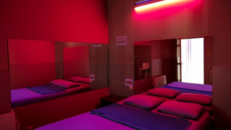 Sondage : une maison close communale, c’est une bonne idée ? Sondage : une maison close communale, c’est une bonne idée ?