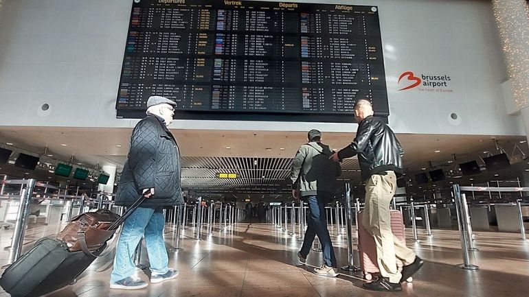 Grève spontanée des contrôleurs aériens, des vols annulés et retardés dans les aéroports belges