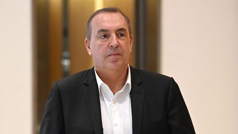 L'animateur Jean-Marc Morandini propose de se "retirer de l'antenne" de CNews