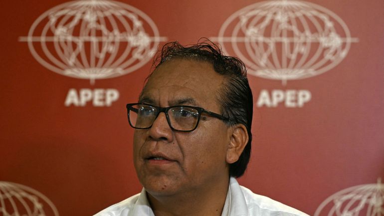 Présidentielle au Pérou : le candidat de gauche Roberto Sanchez renvoyé en procès