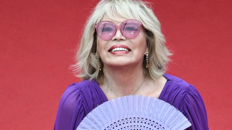 Amanda Lear sort un nouvel album : "La retraite, ce n’est pas pour moi !"