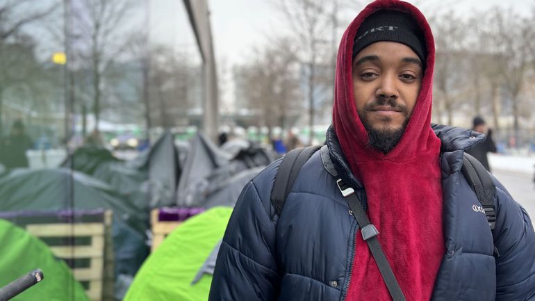 Dormir sous tente dans la neige : une situation dénoncée par la Plateforme Citoyenne de Soutien aux Réfugiés