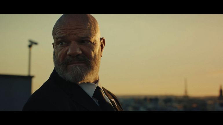 Insolite : le chef cuisiner Philippe Etchebest est la star des nouveaux trailers de "Call Of Duty Black Ops 7"