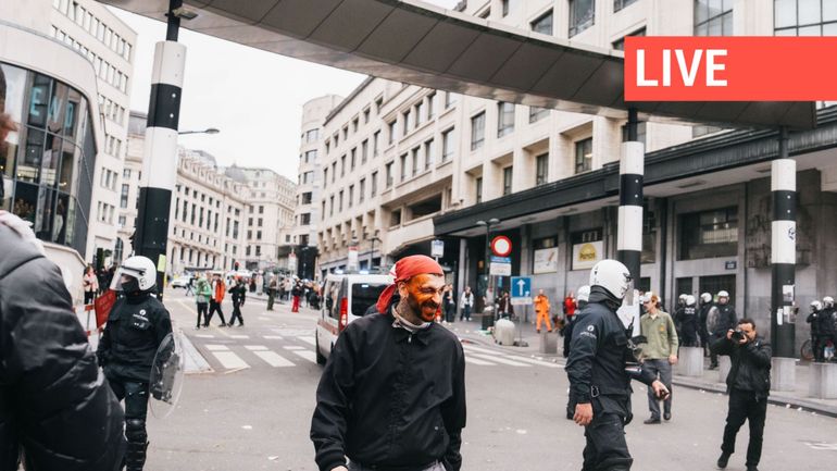 Direct - Manifestation nationale : la police anti-émeute déployée à la Gare centrale de Bruxelles