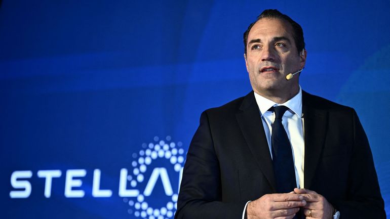Automobile : le patron de Stellantis (Fiat, Maserati) promet de continuer à investir en Italie