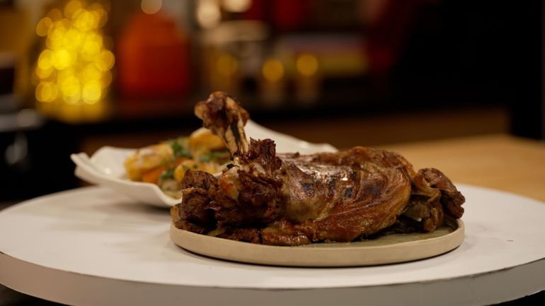 L’Épaule d’agneau fondante à la cuillère : la version belgo-américaine façon Julien et BJ L’Épaule d’agneau fondante à la cuillère : la version belgo-américaine façon Julien et BJ