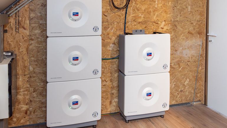 Vous possédez une batterie domestique pour accumuler l'énergie de vos panneaux ? N'oubliez pas de la faire enregistrer