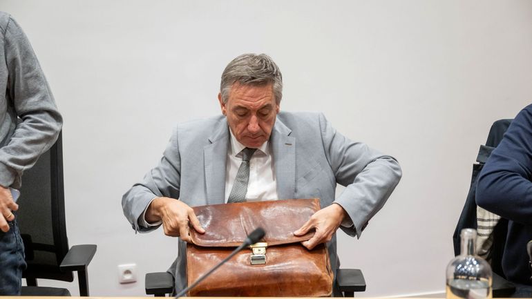 Réforme des pensions : le bonus-malus pension n’entrera pas en vigueur en janvier 2026, confirme Jan Jambon
