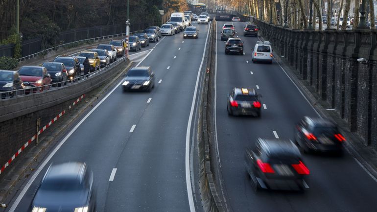 Une vignette routière en Belgique à partir de mai 2027 : entre 90 et 125 euros par an