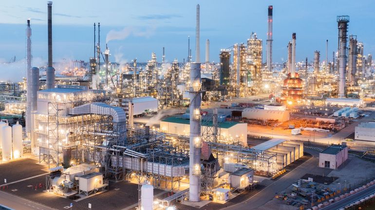 Relancer la compétitivité industrielle européenne "en net déclin" face aux concurrents mondiaux, le cri d'alarme de 600 chefs d'entreprises à Anvers