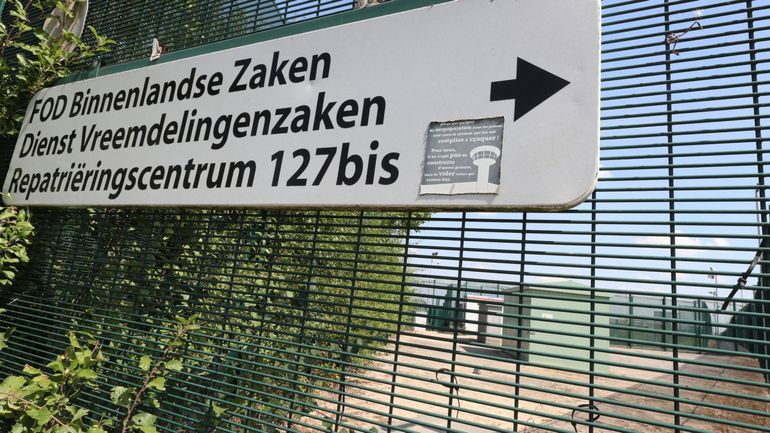 Asile et migration : un homme palestinien décède au centre fermé 127bis, vraisemblablement par suicide